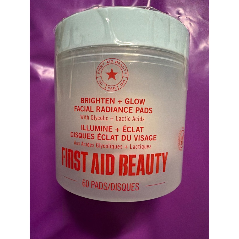 First Aid Beauty FAB Brighten Glow Facial Radiance Pads 60ct Glycolic Acid